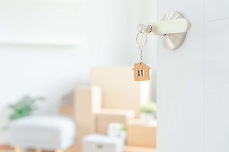 house, home, key, moving house, relocation, move, movement, belongings, box, together, house key, home ownership, apartment, happiness, property, change, real estate, room, estate, moving house, moving house, moving house, moving house, moving house, relocation, house key, house key, house key, real estate, real estate